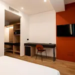Отель Sporting 4*