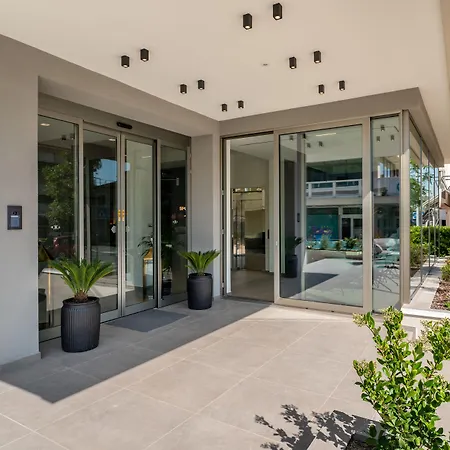 فندق Sporting 4*